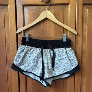 Lululemon Hotty Hot Shorts